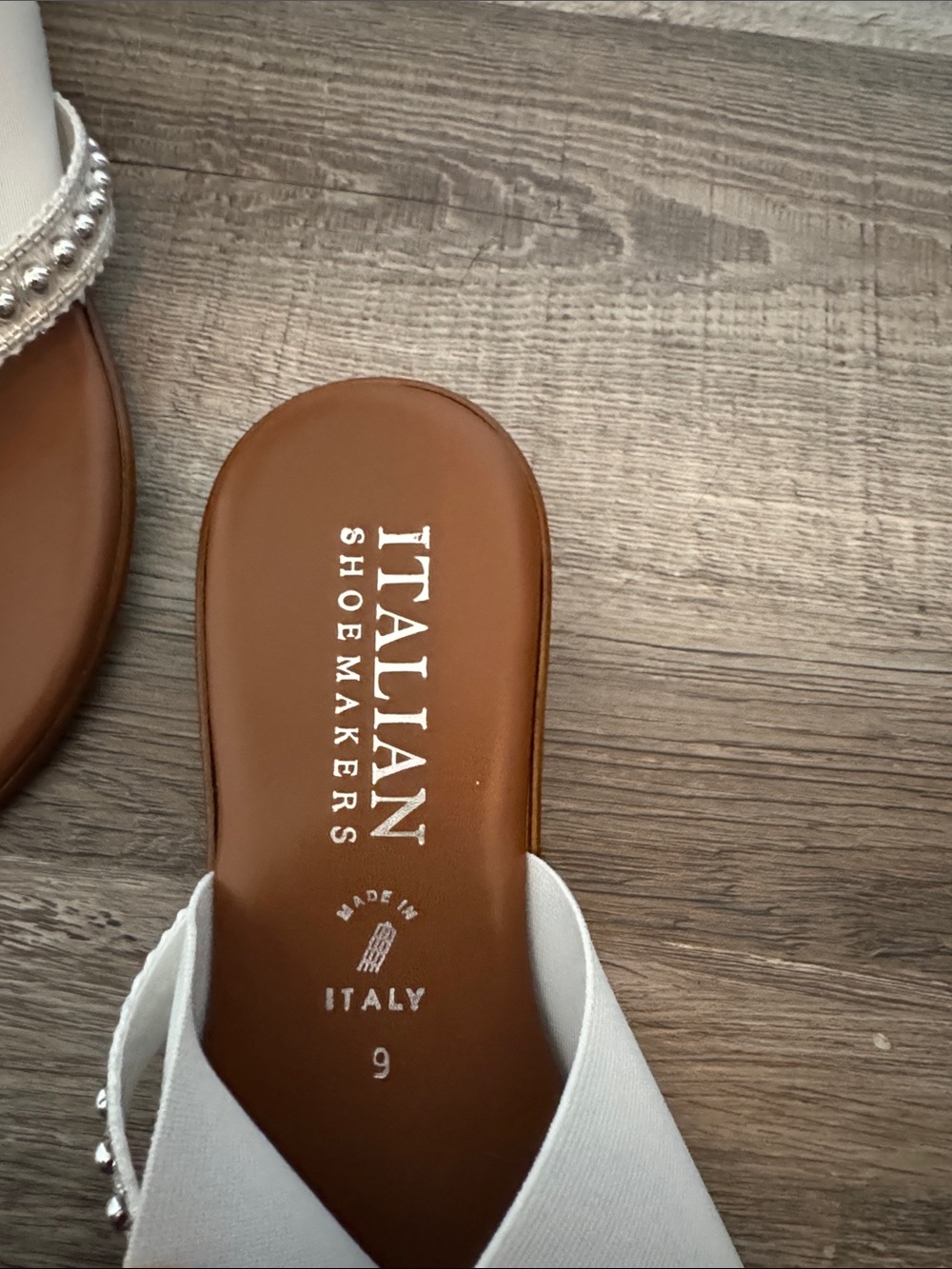 Italian Showmakers size 9 sandals- 2 pairs - Picture 5 of 5